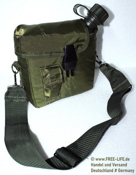 Wasserflasche Groß mit Gurt und Stoffmantel