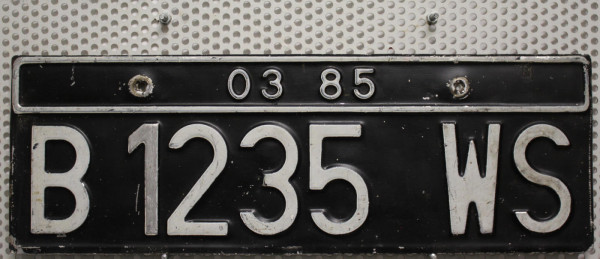 INDONESIEN - Nummernschild # B-1235-WS