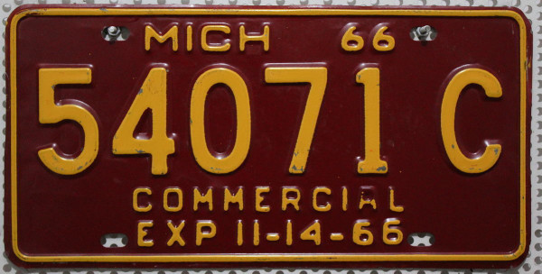MICHIGAN 1966 (Mich 66) Nummernschild # 54071C