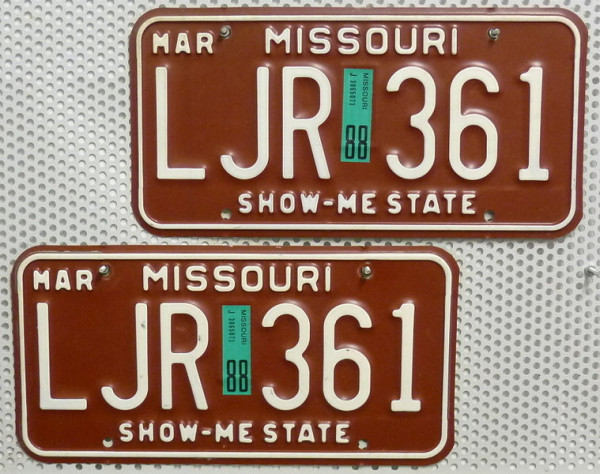 MISSOURI Schilder PAAR - Zwei USA Nummernschilder # LJR361