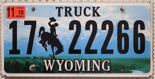 WYOMING TRUCK Mountain Range Graphic - Nummernschild # 1722266 =