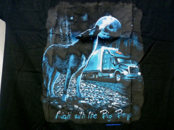 T-Shirt bedruckt mit Motiv: Nacht Wolf TRUCK