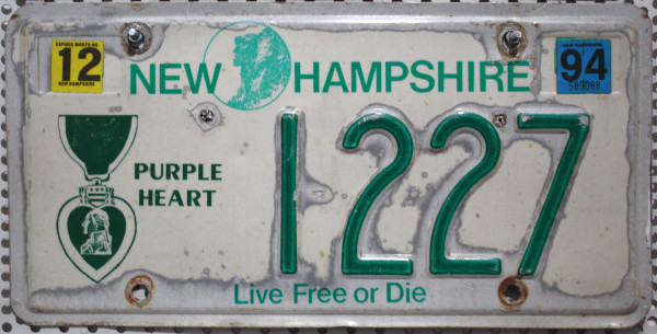 NEW HAMPSHIRE / Motiv Purple Heart Medal - Nummernschild # 1227 =