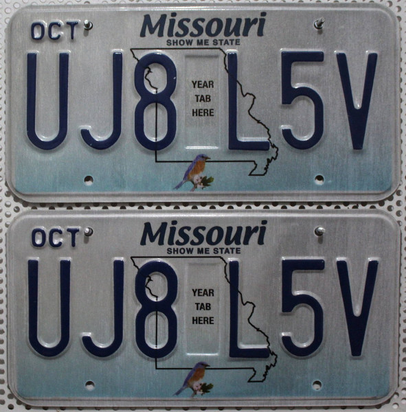 MISSOURI Schilder PAAR - Zwei USA Nummernschilder # UJ8L5V