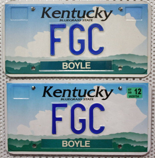 KENTUCKY Schilder PAAR - Zwei USA Vanity-Nummernschilder # FGC