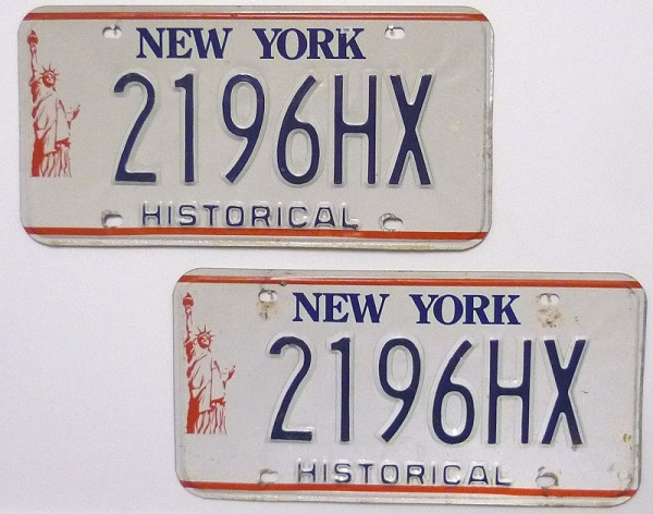 NEW YORK HISTORICAL Schilder PAAR - Zwei USA Nummernschilder ## 2196HX