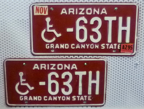ARIZONA Handicapped Schilder PAAR - Zwei USA Nummernschilder # 63TH