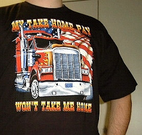 T-Shirt bedruckt mit Motiv: USA Sternenbanner Truck